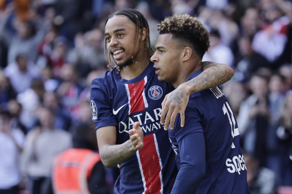 青岛海牛作 青岛海牛作